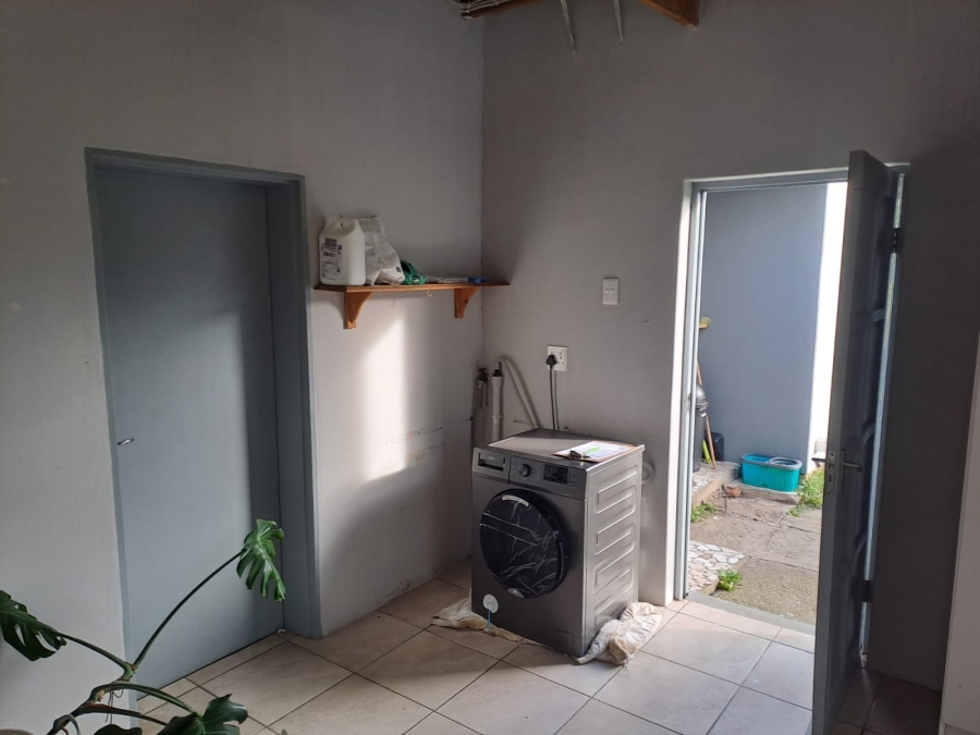 3 Bedroom Property for Sale in Nahoon Valley Park Eastern Cape